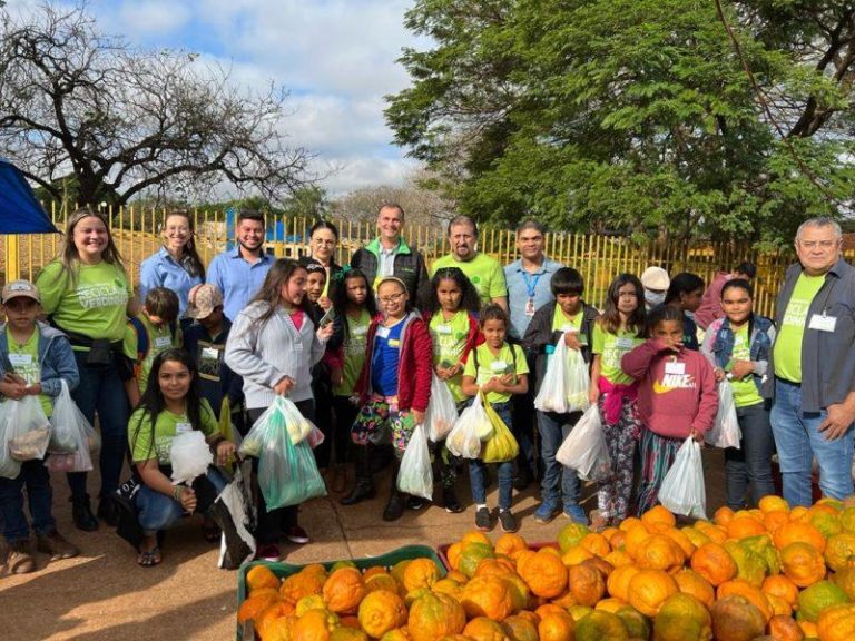 alunos-da-escola-municipal-clori-benedetti-de-freitas-vao-feira-gastar-os-verdinhos